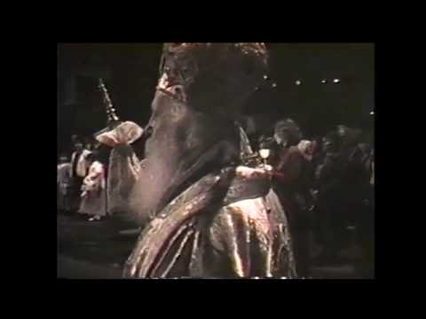 VIDEO: Scenes From Holy Week in NYC – 1992