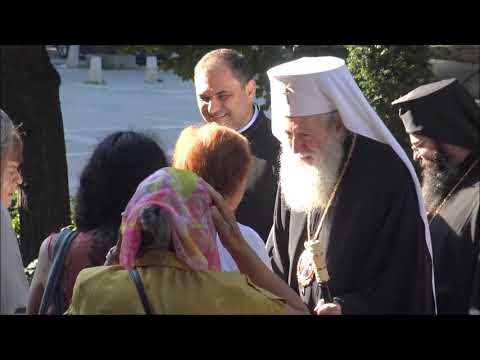 VIDEO: Orthodox Patriarch of Sofia arrives for the Liturgy